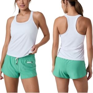 NEW Vuori Lux Performance raceback tank white Large